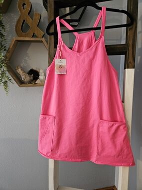 NWT Hot Pink Sleeveless Athletic Dress With Built-in Shorts, Pockets - Size S